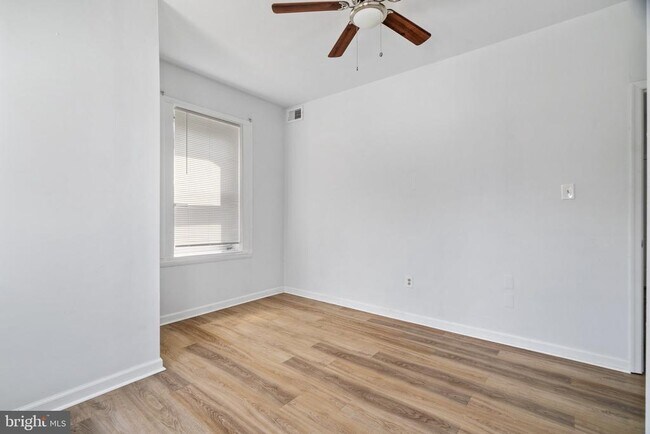 Building Photo - 2105 N 17th St