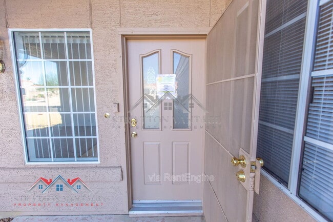 Building Photo - 24625 S Rosewood Dr