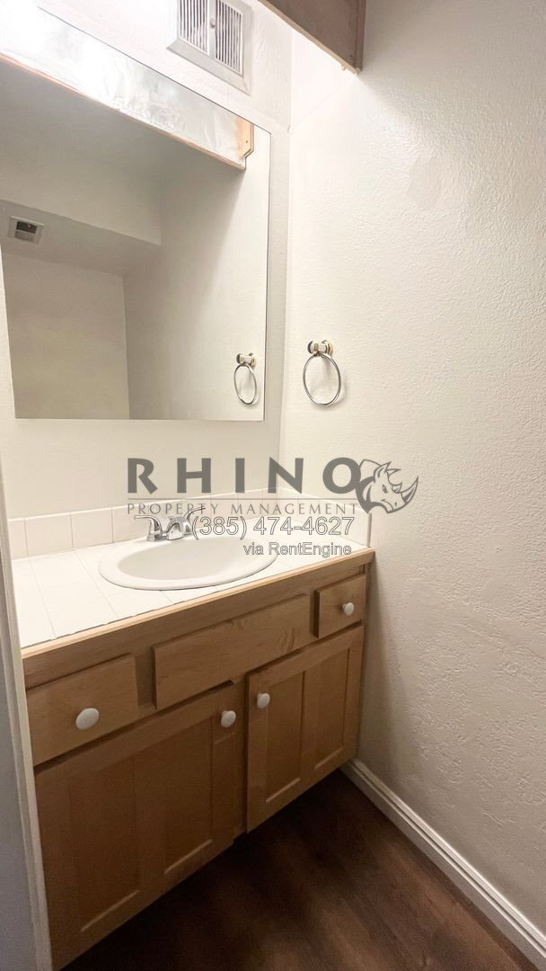 Building Photo - 5269 S Rome Beauty Pk