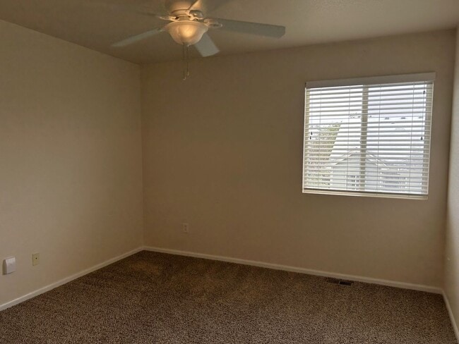 Building Photo - 2145 Clipper Way
