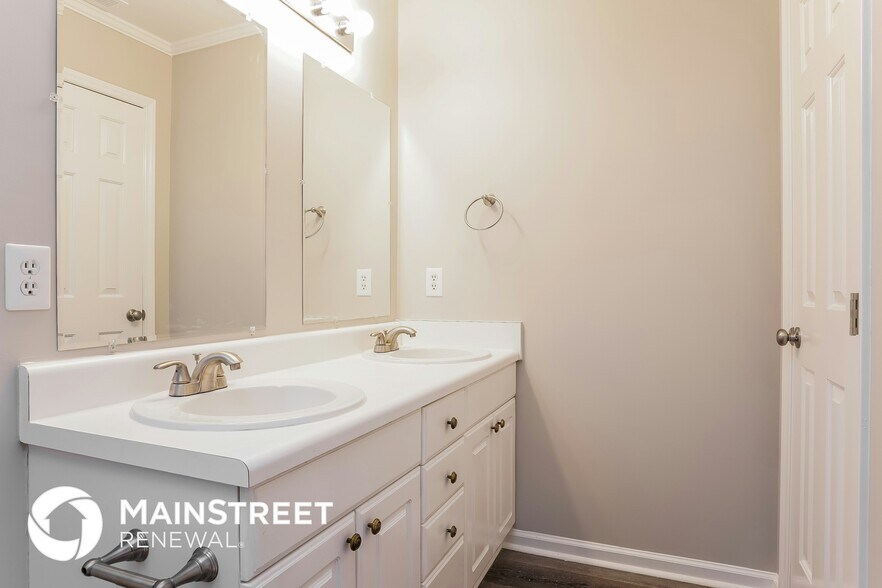 Building Photo - 3607 Abercromby Dr
