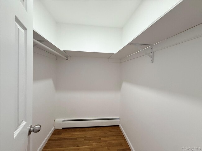 Building Photo - 14-38 144th Pl