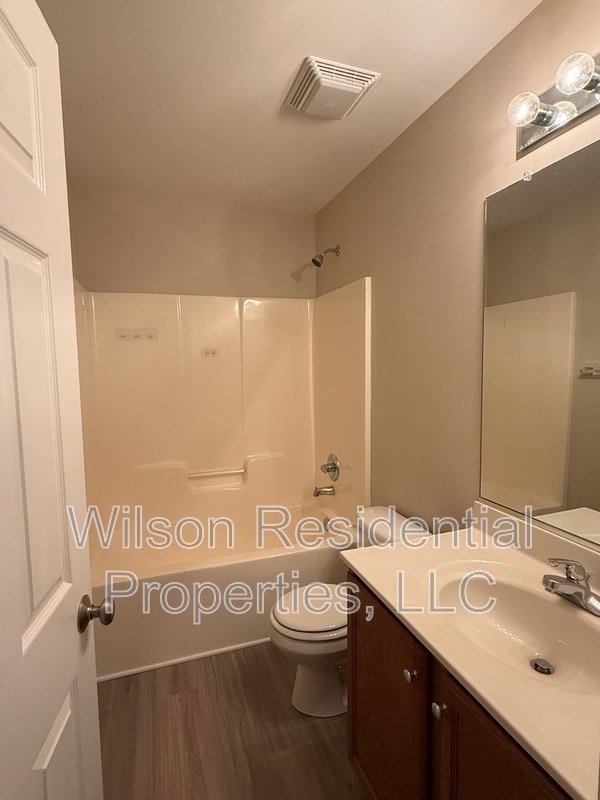 Building Photo - 5816 Huckleberry Ct