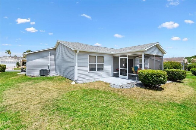 Building Photo - 470 Oboe Way