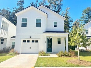 Building Photo - Available now. Beautiful 3 BR/2.5 BA New C...