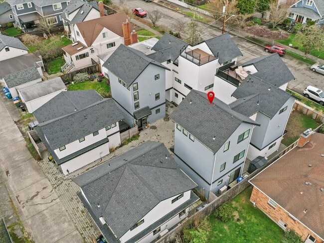 Building Photo - 3239 61st Ave SW