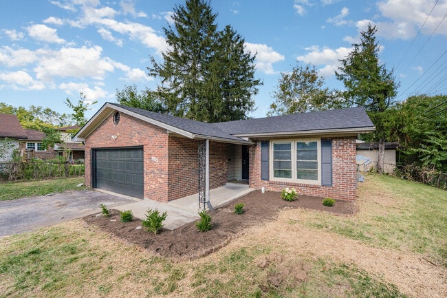 Building Photo - 2286 Alexandria Dr