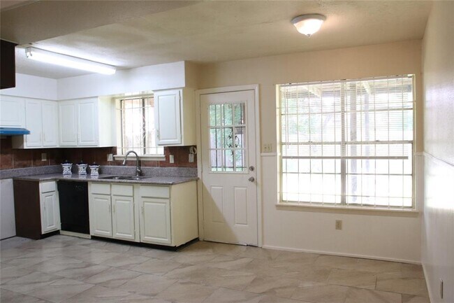 Building Photo - 11206 Hendon Ln