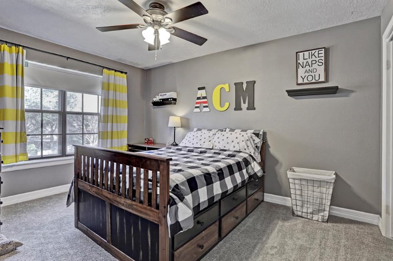 Building Photo - 2018 Spinnaker Dr