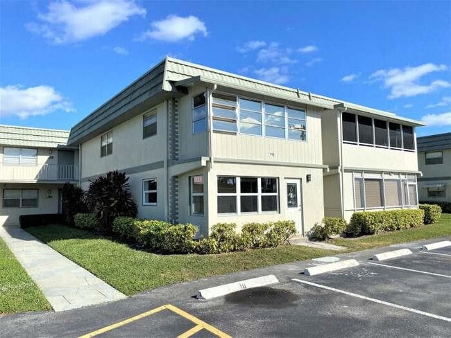 Building Photo - 195 Flanders Dr