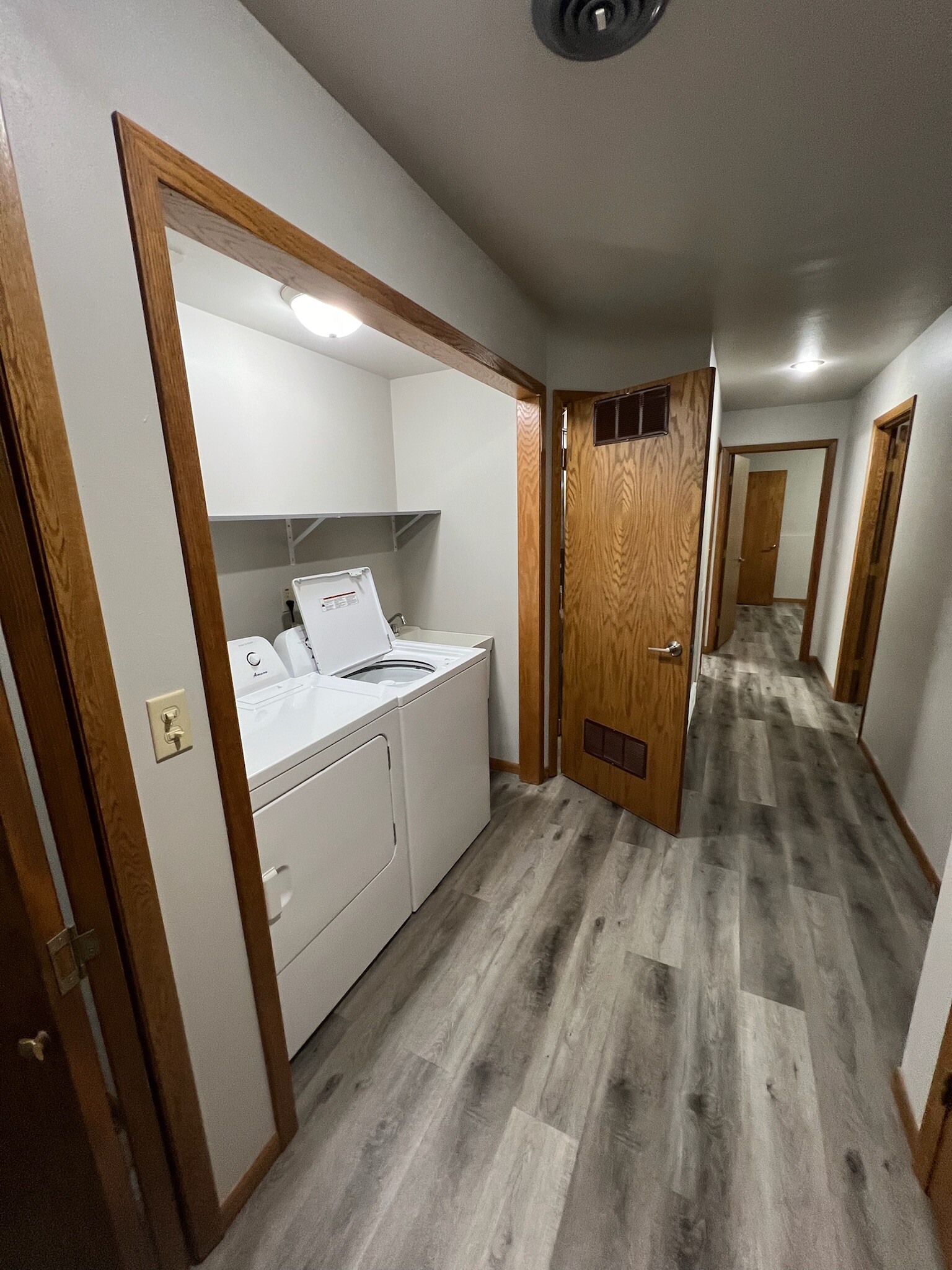 Building Photo - 113 Edwards St