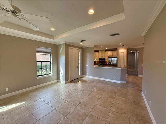 Building Photo - 8724 Bellussi Dr