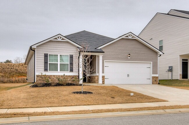 Building Photo - Like New Ranch Minutes from Ft. Eisenhower!