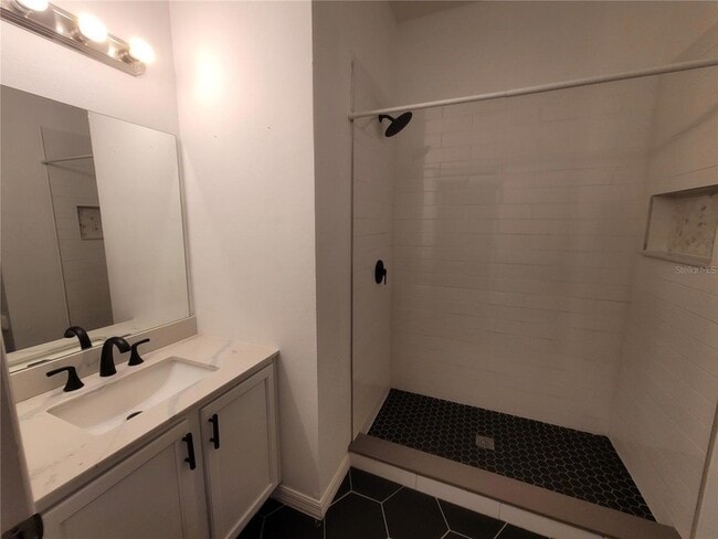 Building Photo - 140 Highland Meadows St