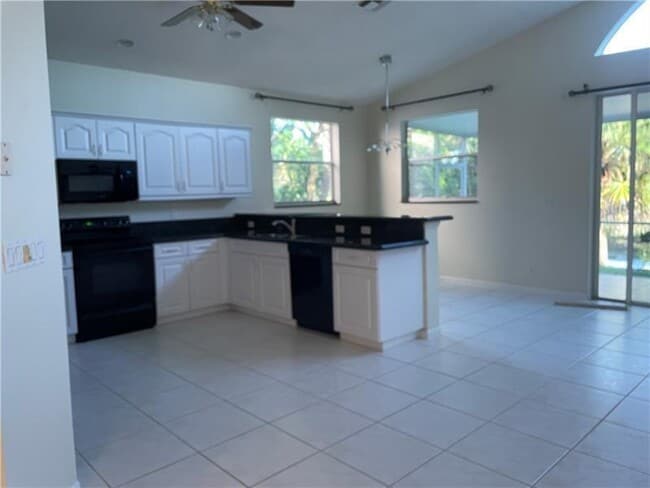 Building Photo - 3608 Dunes Vista Dr