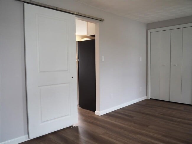 Building Photo - 74 Blanding Ave