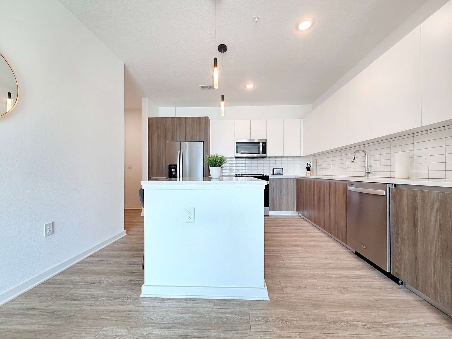 Building Photo - 12122 54th Dr E