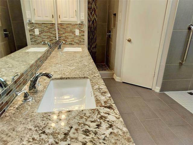 Building Photo - 2110 Teton Pl