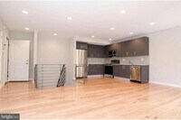 Building Photo - 1819 Ginnodo St