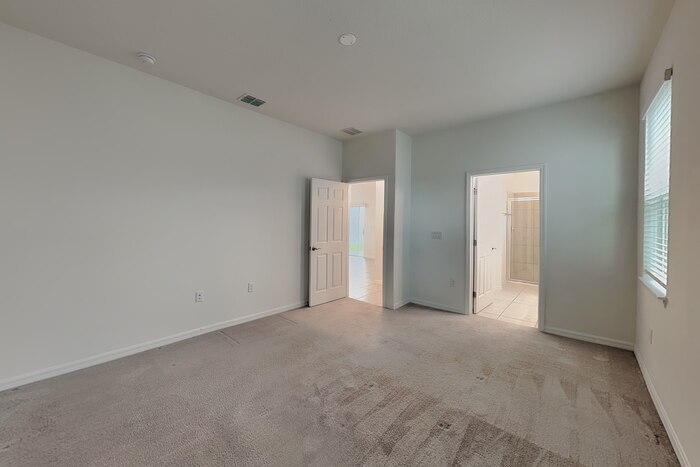 Building Photo - 1427 Flatwood St