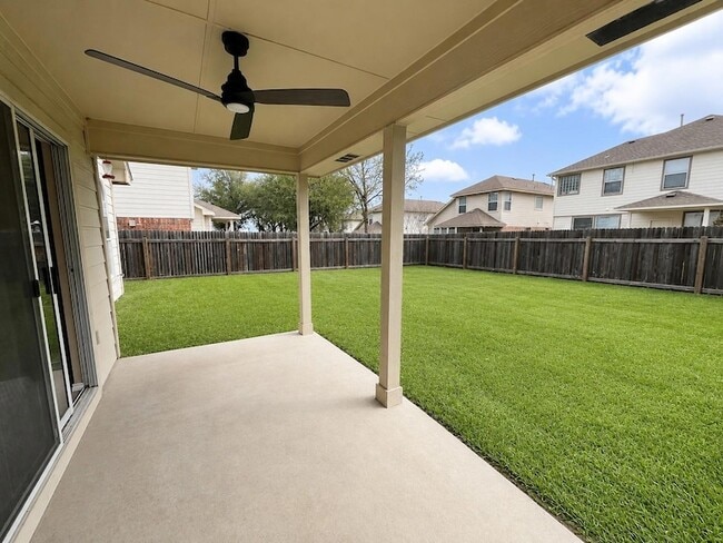 Building Photo - 11313 Dodge Cattle Dr