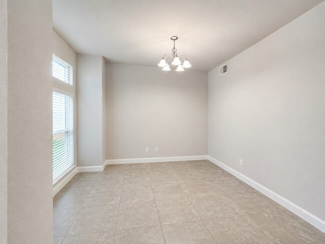 Building Photo - 29611 Yaupon Shore Dr