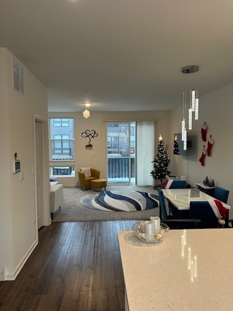 Building Photo - 314 Summit Cir