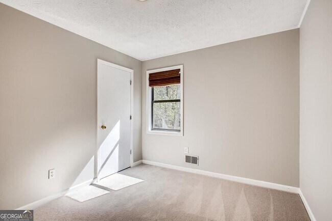 Building Photo - 2274 Turtle Landing