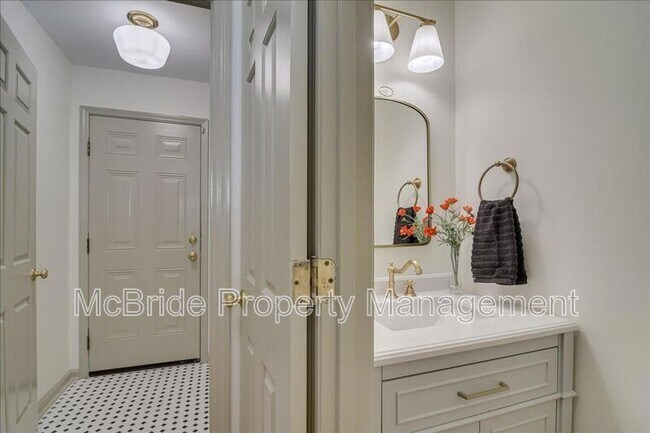 Building Photo - 94 Bristlecone Ct
