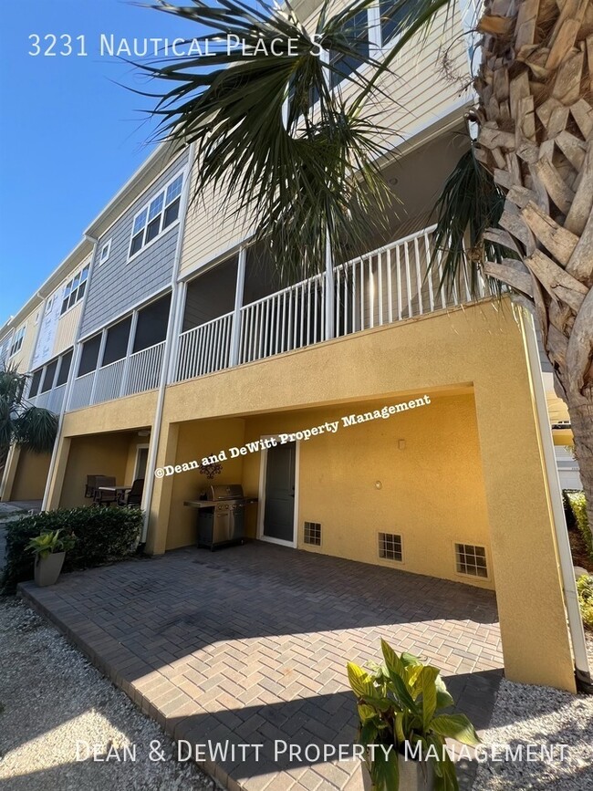 Building Photo - The Cove at Loggerhead Marina - Corner Tow...