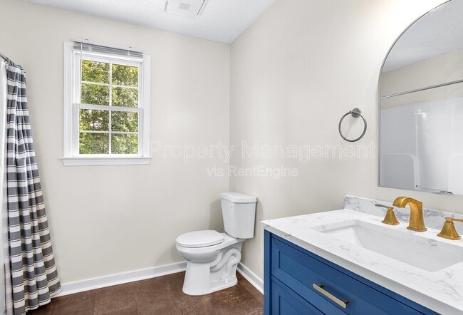 Building Photo - 5824 Silver Fox Ln