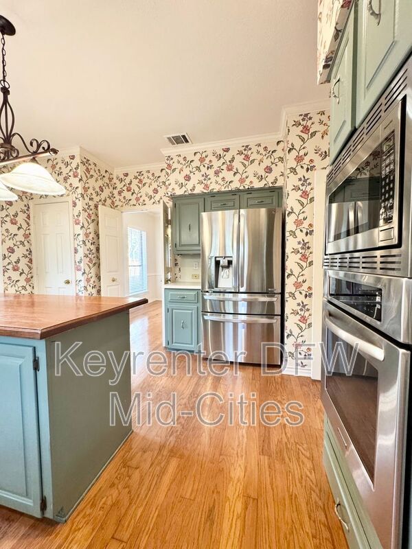 Building Photo - 2908 Old Mill Run