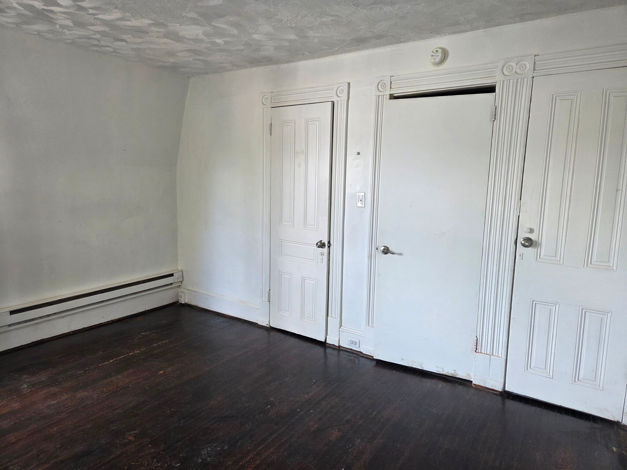 Building Photo - 226 Clymer St