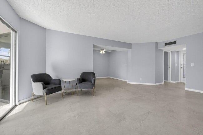 Building Photo - 3590 Via Poinciana