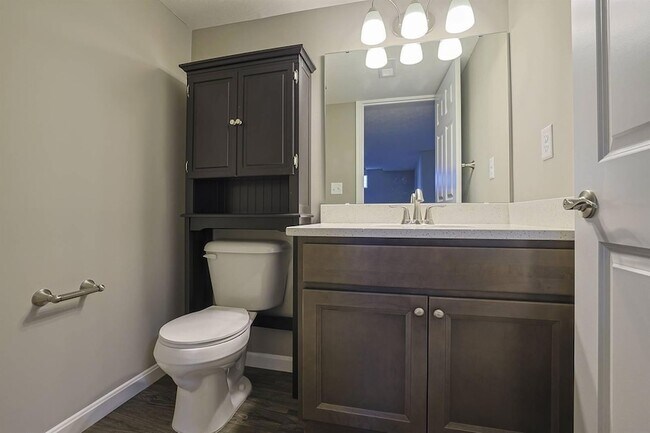 Building Photo - 6545 Cannondale Dr