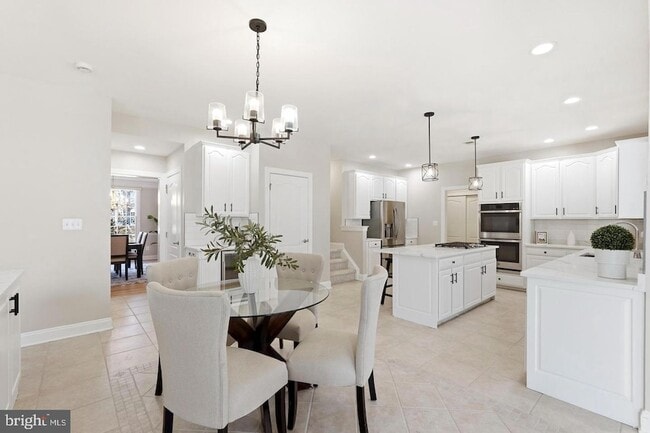 Building Photo - 19925 Interlachen Cir