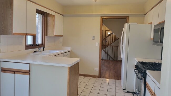 Building Photo - 104 Quail Dr