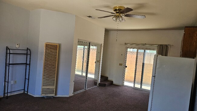 Building Photo - 3061 San Francisco Ave