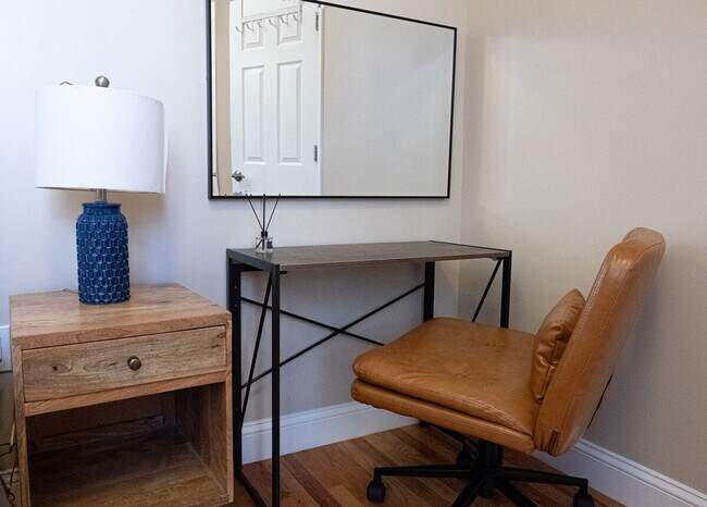 Building Photo - 234 W 112th St