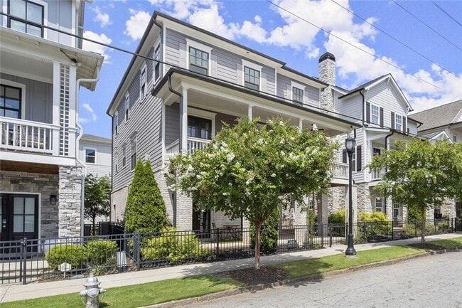 Building Photo - 1446 Fairmont Ave NW