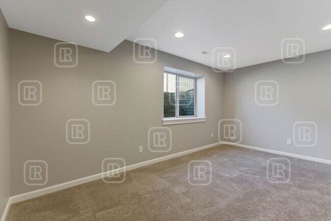 Building Photo - 17823 E Daystar Rd