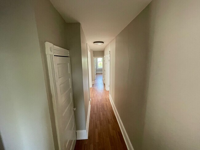 Primary Photo - 305 Harrison Ave