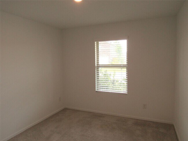 Building Photo - 5202 Sunvalley Bend Dr