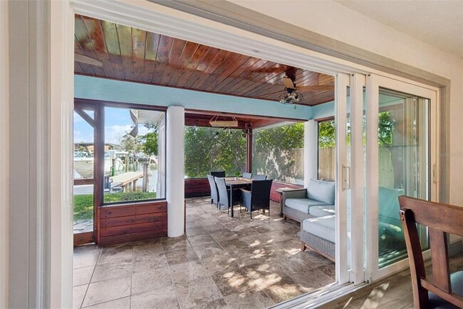 Building Photo - 292 Sunlit Cove Dr NE