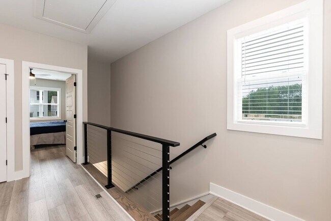 Building Photo - Brand New Townhome in Durham!
