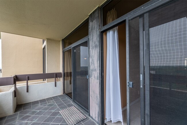 Building Photo - 14655 Champion Forest Dr Dr