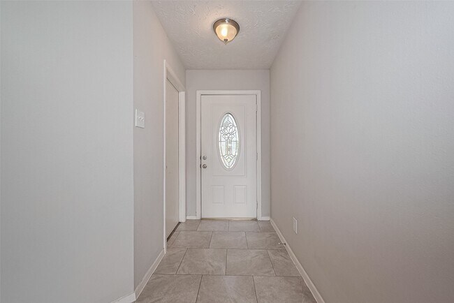 Building Photo - 17114 Quail Glen Dr