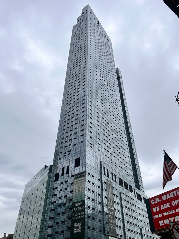 Building Photo - 855 Pavonia Ave