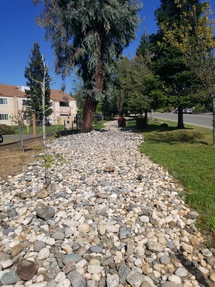 Building Photo - Parkview Apartments