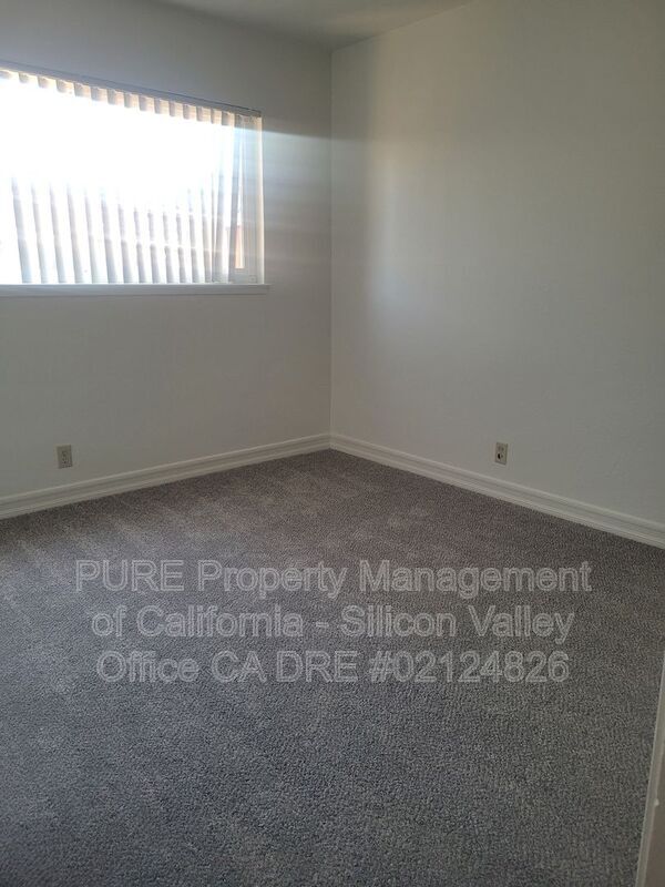 Building Photo - 4860 Clydelle Ave
